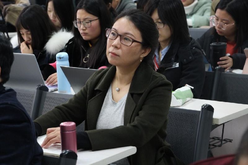中国人民大学邓绍根教授来法大讲授马克思主义新闻观 中国人民大学邓绍根教授来法大讲授马克思主义新闻观