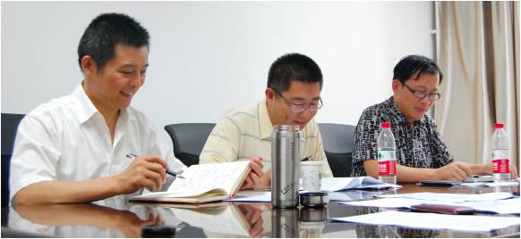 公司领导班子成员开展“贯彻马克思主义新闻观”学习活动 公司领导班子成员开展“贯彻马克思主义新闻观”学习活动