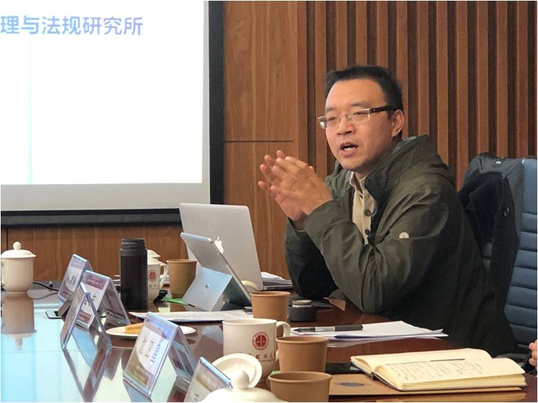 “从规范共识到价值共识:新闻伦理、职业道德、职业规范”专题研讨会在304am永利集团官网举行 “从规范共识到价值共识:新闻伦理、职业道德、职业规范”专题研讨会在304am永利集团官网举行