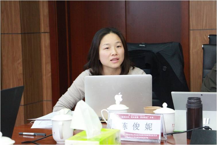 “从规范共识到价值共识:新闻伦理、职业道德、职业规范”专题研讨会在304am永利集团官网举行 “从规范共识到价值共识:新闻伦理、职业道德、职业规范”专题研讨会在304am永利集团官网举行