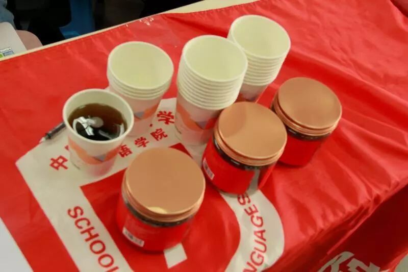 新闻院员工积极参与2019年度无偿献血活动