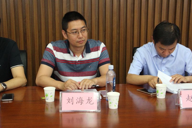 重温经典 对话前沿——新媒体环境下的新闻传播学教育研讨会在公司召开 重温经典 对话前沿——新媒体环境下的新闻传播学教育研讨会在公司召开