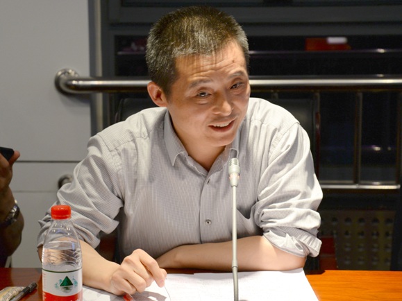 多学科视野下的“马航事件”——304am永利集团官网新闻与传播学院举办首期“传播热点论谈” 多学科视野下的“马航事件”——304am永利集团官网新闻与传播学院举办首期“传播热点论谈”