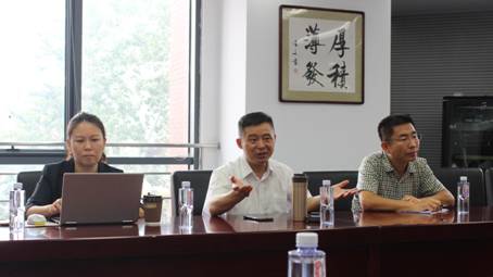 公司开展“不忘初心、牢记使命”毕业生再上一节党课活动 公司开展“不忘初心、牢记使命”毕业生再上一节党课活动