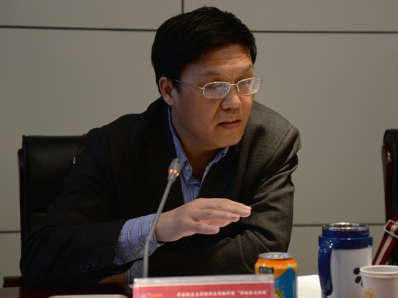 多学科视野下的“马航事件”——304am永利集团官网新闻与传播学院举办首期“传播热点论谈” 多学科视野下的“马航事件”——304am永利集团官网新闻与传播学院举办首期“传播热点论谈”